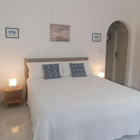 Lägenhet Yid Coozy & Romantic Capri Atp *