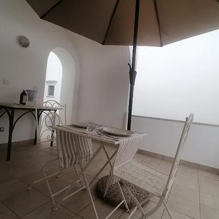 Apartman Yid Coozy & Romantic Capri Atp